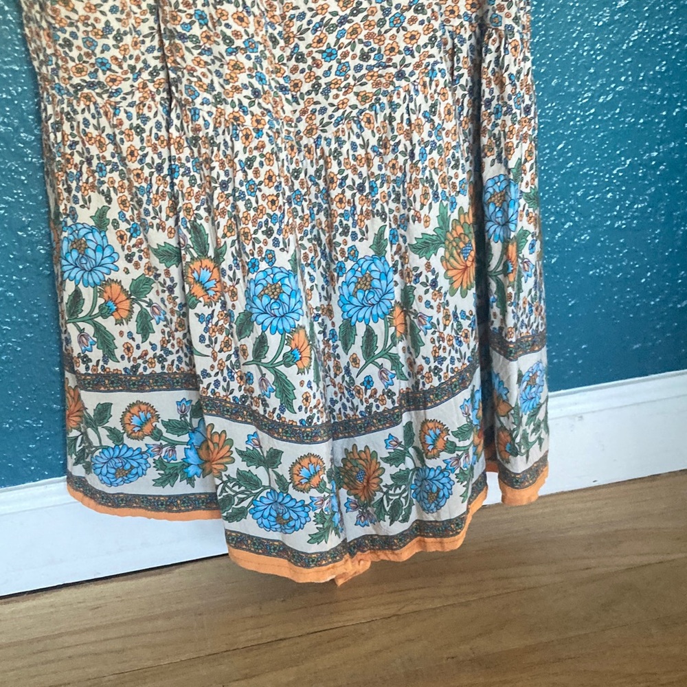 NATURAL LIFE..Floral, adjustable spaghetti-strap jumper with pockets! Sz Small